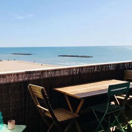 1ere Ligne Vue Mer Apartment *
